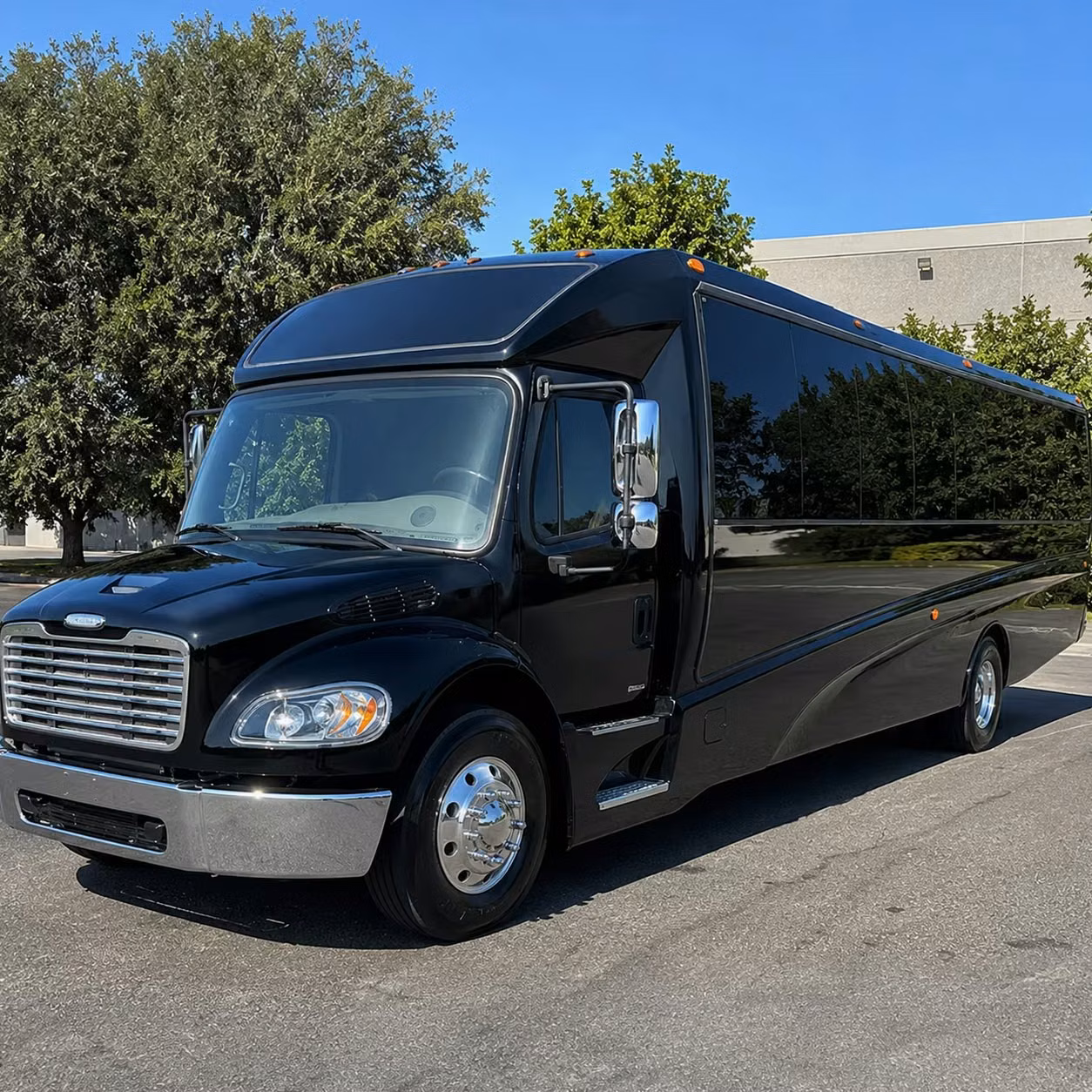 25 passenger minibus