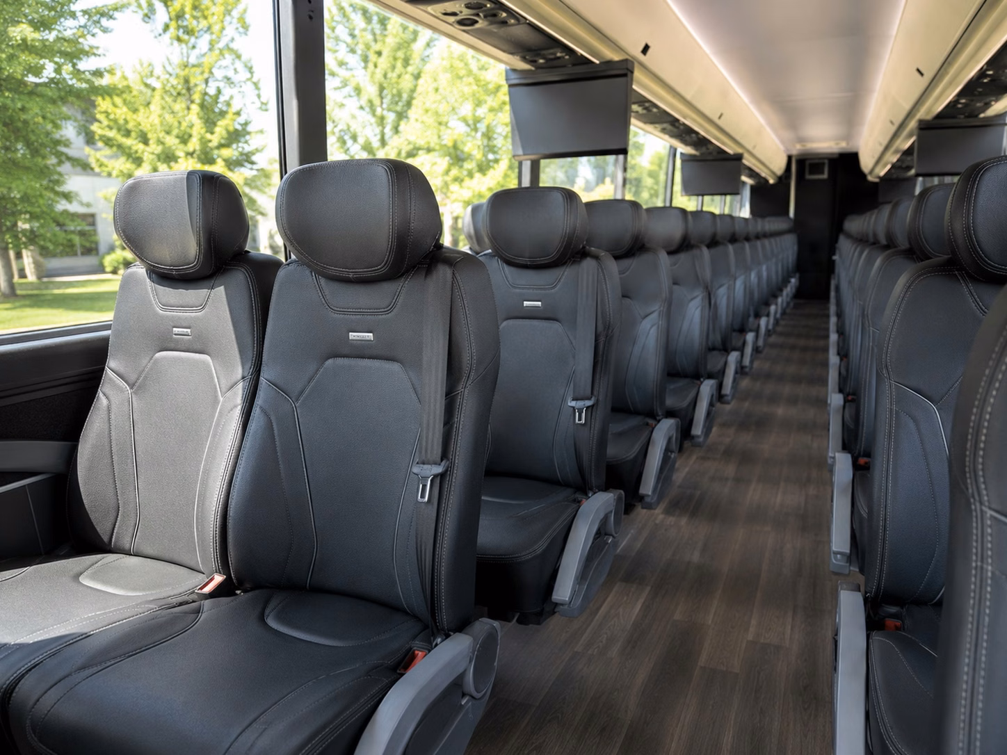 how bus type changes charter bus prices in little rock arkansas