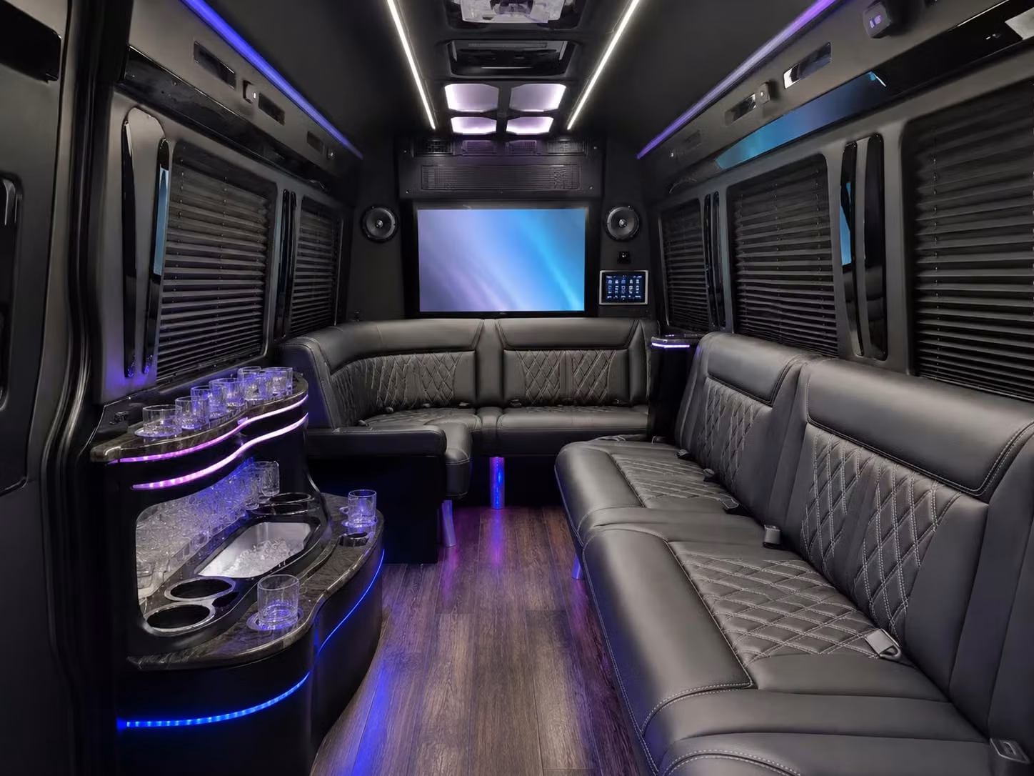 little rock charter buses